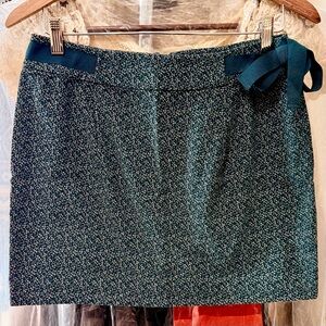 BNWT Yargici dark/forest green corduroy mini skirt w/ white floral details, 38
